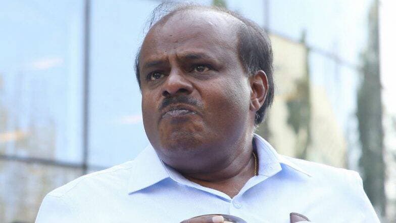 Karnataka Political Crisis: সুপ্রিম কোর্টের রায়ের পর মঙ্গলবার পর্যন্ত সঙ্কটমোচনের সময় পেল কংগ্রেস-JDS Karnataka Political Crisis: সুপ্রিম কোর্টের রায়ের পর মঙ্গলবার পর্যন্ত সঙ্কটমোচনের সময় পেল কংগ্রেস-JDS