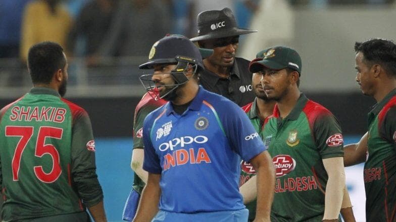 ICC World Cup 2019: বাংলাদেশের বিরুদ্ধে প্রথম একাদশে জোড়া বদলে কেদার-কুলদীপ বাদ, খেলছেন কার্তিক-ভুবি ICC World Cup 2019: বাংলাদেশের বিরুদ্ধে প্রথম একাদশে জোড়া বদলে কেদার-কুলদীপ বাদ, খেলছেন কার্তিক-ভুবি
