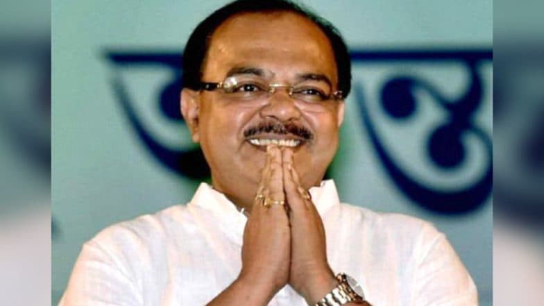 বিজেপি-তে যোগ দিয়েই শোভন চ্যাটার্জি-র অভিযোগ, পঞ্চায়েতে ভোট লুঠ করেছিল তৃণমূল বিজেপি-তে যোগ দিয়েই শোভন চ্যাটার্জি-র অভিযোগ, পঞ্চায়েতে ভোট লুঠ করেছিল তৃণমূল
