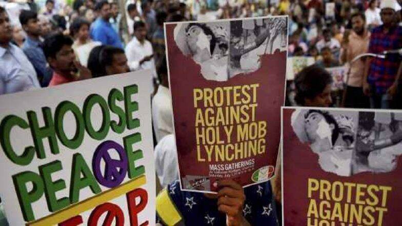 Mob Lynching Bill: বিধানসভায় আজই আসছে গণপ্রহার প্রতিরোধকারী বিল, বিল আনছে রাজ্যসরকার Mob Lynching Bill: বিধানসভায় আজই আসছে গণপ্রহার প্রতিরোধকারী বিল, বিল আনছে রাজ্যসরকার