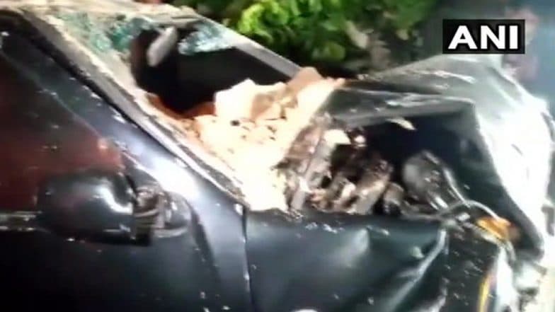 এবার জামিন অযোগ্য ধারায় গ্রেপ্তার রূপা গাঙ্গুলির ছেলে, আদালতে যাওয়ার হুমকি দিলেন আকাশের আইনজীবী এবার জামিন অযোগ্য ধারায় গ্রেপ্তার রূপা গাঙ্গুলির ছেলে, আদালতে যাওয়ার হুমকি দিলেন আকাশের আইনজীবী