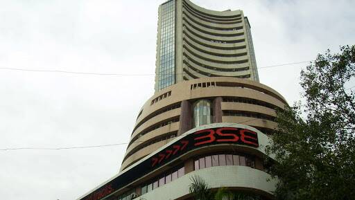Sensex And Nifty Down: শেয়ার বাজারে ধস অব্য়াহত, রেকর্ড পতন সেনসেক্স ও নিফটি-র