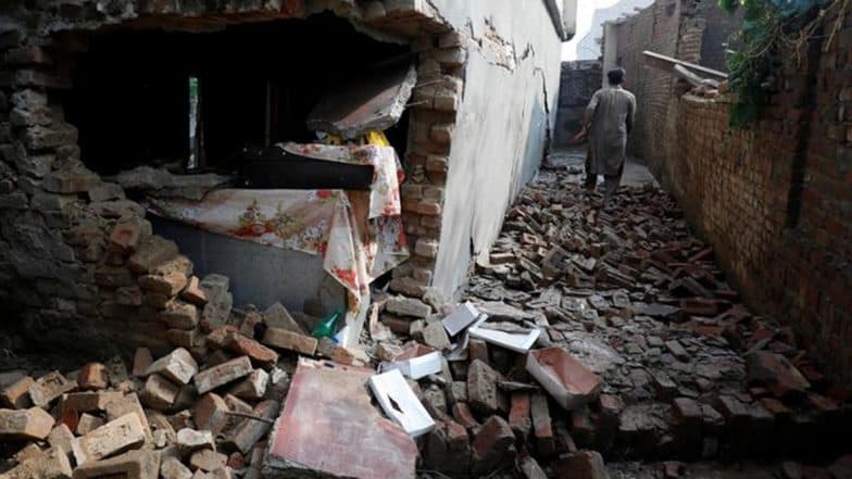 POK Earthquake: পাকিস্তান অধিকৃত কাশ্মীরে ভূমিকম্পে মৃত বেড়ে ৩৭, আহত ৫০০-র বেশি POK Earthquake: পাকিস্তান অধিকৃত কাশ্মীরে ভূমিকম্পে মৃত বেড়ে ৩৭, আহত ৫০০-র বেশি