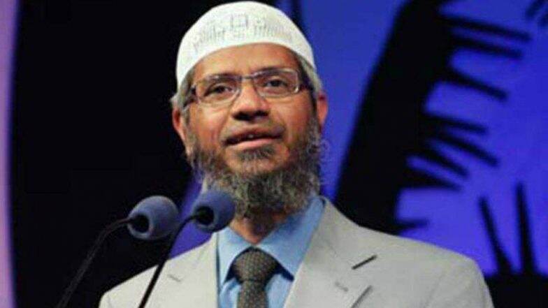 এনআইএ তাঁকে সন্ত্রাসবাদী আখ্যা দিচ্ছে যথাযথ নথি দিয়ে তা প্রমাণ করুক, ভিডিও বার্তায় ক্ষোভ উগরে দিলেন জাকির নায়েক