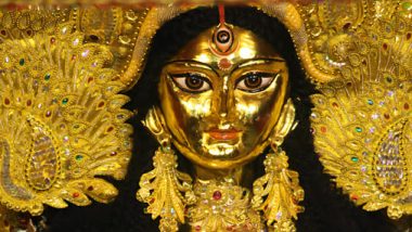 Durga Puja 2019: সন্তোষ মিত্র স্কোয়ারে জাল অতিথি কার্ড! পার্থক্য বোঝাতে ওয়ার্কশপ করাচ্ছেন পুজো উদ্যোক্তারা