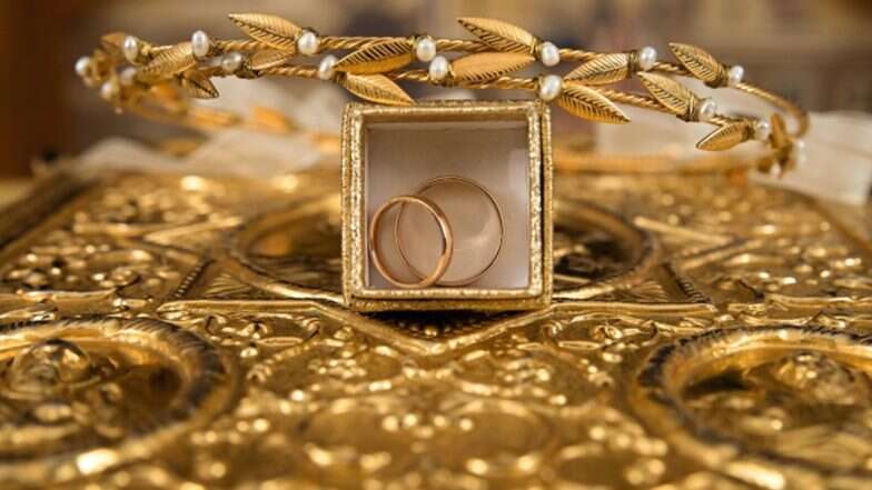 Dhanteras 2019: কাল ধনতেরসের আগে রাতারাতি দাম কমল সোনার, জানুন কত দাম হল Dhanteras 2019: কাল ধনতেরসের আগে রাতারাতি দাম কমল সোনার, জানুন কত দাম হল