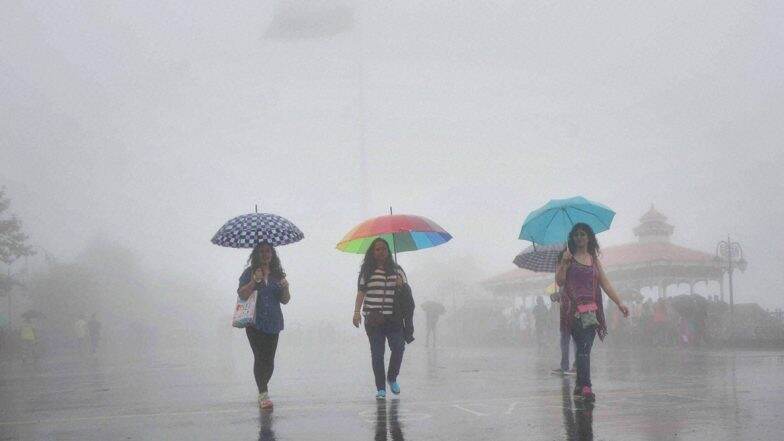 Weather Update: অক্টোবরের বর্ষণে নাকাল বঙ্গবাসী, আগামী ২ দিন ভারী বৃষ্টিপাত Weather Update: অক্টোবরের বর্ষণে নাকাল বঙ্গবাসী, আগামী ২ দিন ভারী বৃষ্টিপাত