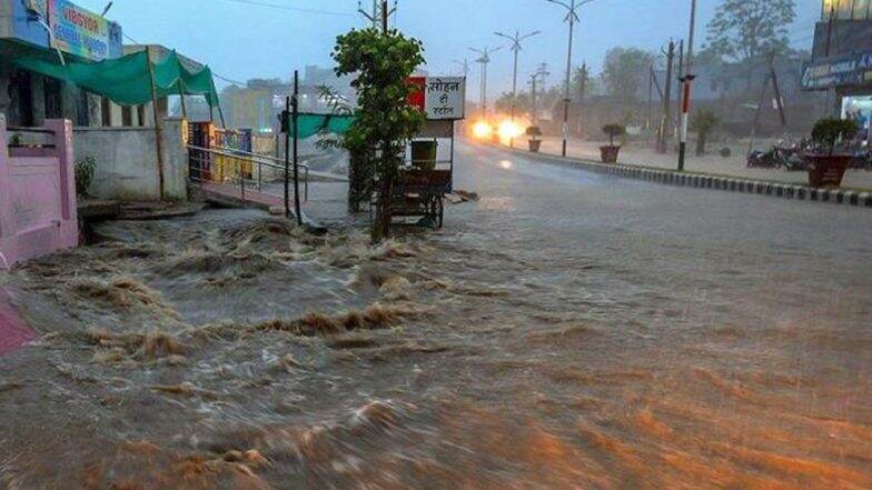 Bihar Wrecked by Rains:বিহারে বন্যার বলি ৪০ দুর্গত এলাকা থেকে চলছে দেহ উদ্ধার, বিপর্যয় রুখতে সাহায্যের আশ্বাস রাষ্ট্রসংঘের Bihar Wrecked by Rains:বিহারে বন্যার বলি ৪০ দুর্গত এলাকা থেকে চলছে দেহ উদ্ধার, বিপর্যয় রুখতে সাহায্যের আশ্বাস রাষ্ট্রসংঘের