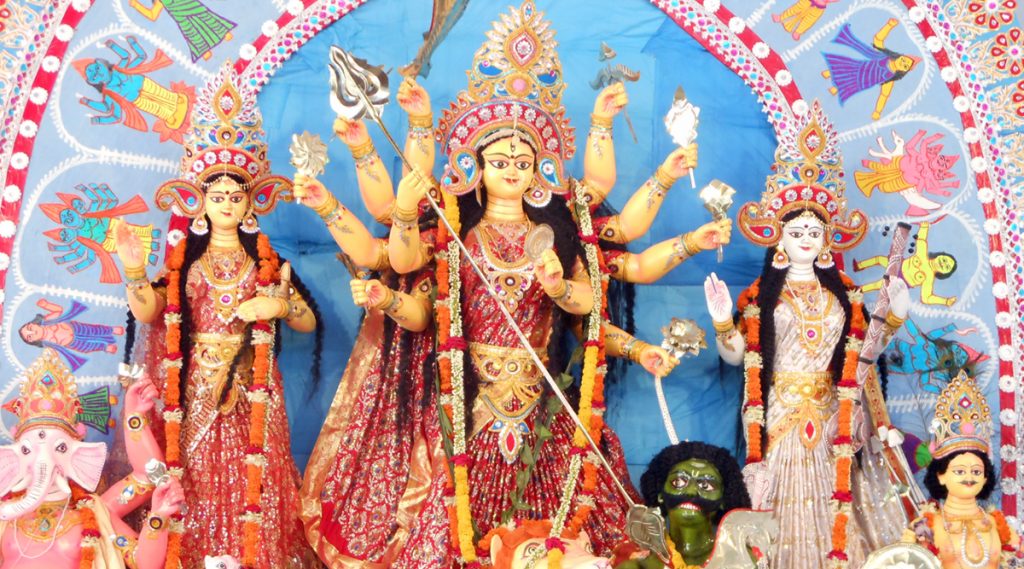 Durga Puja 2019: আজ মহাসপ্তমী, নবপত্রিকা স্নানের পর চলছে মায়ের অঞ্জলি
