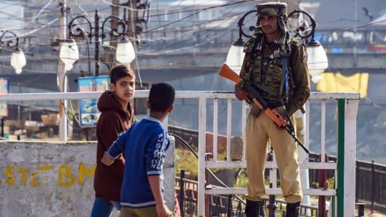 Jammu and Kashmir, Ladakh to Become Two Separate Union Territories: আগামিকাল ৩১ অক্টোবর, মধ্যরাত থেকেই দুটি পৃথক কেন্দ্রশাসিত অঞ্চলে বদলে যাচ্ছে জম্মু-কাশ্মীর ও লাদাখ Jammu and Kashmir, Ladakh to Become Two Separate Union Territories: আগামিকাল ৩১ অক্টোবর, মধ্যরাত থেকেই দুটি পৃথক কেন্দ্রশাসিত অঞ্চলে বদলে যাচ্ছে জম্মু-কাশ্মীর ও লাদাখ