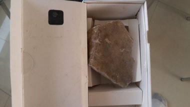 Stone Found Inside Mobile Box: দীপাবলির অফারে ফোন অর্ডার দিয়ে  ই-কমার্স থেকে পেলেন পাথরের টুকরো পেলেন বিজেপি নেতা
