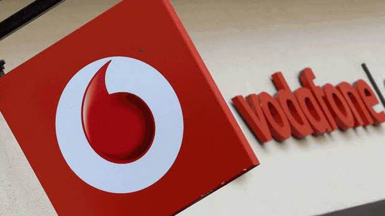 Vodafone May Exit India: ব্যবসায় মোক্ষম লোকসান, ভারত ছাড়ছে ভোডাফোন? Vodafone May Exit India: ব্যবসায় মোক্ষম লোকসান, ভারত ছাড়ছে ভোডাফোন?