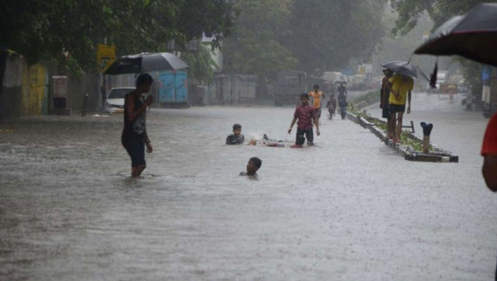 Mumbai, Kolkata may get flooded by 2050:  ২০৫০ সালের মধ্যে সর্বগ্রাসী সমুদ্র গর্ভে তলিয়ে যাবে সাধের কলকাতা, কেন জানেন?