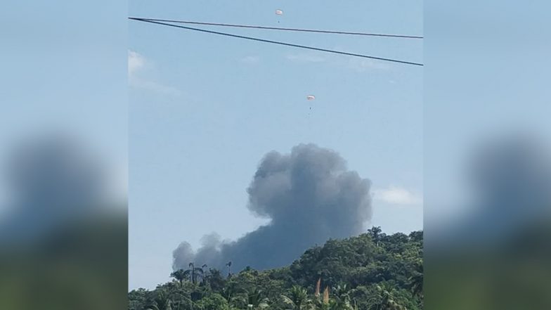 MiG-29K Fighter Aircraft Crash: গোয়ায় ভেঙে পড়ল নৌসেনার মিগ-২৯ কে যুদ্ধবিমান, দুই পাইলটের নিরাপদে অবতরণ