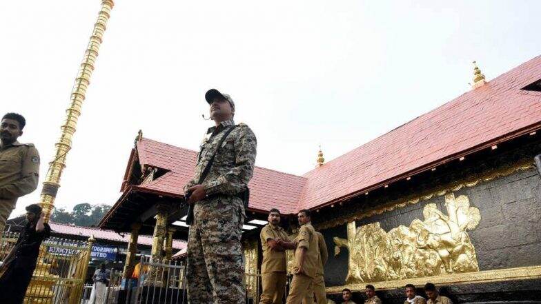 Sabarimala Row: খুলল শবরীমালা মন্দির, তার আগেই ১০ মহিলাকে ফেরত পাঠাল পুলিশ Sabarimala Row: খুলল শবরীমালা মন্দির, তার আগেই ১০ মহিলাকে ফেরত পাঠাল পুলিশ