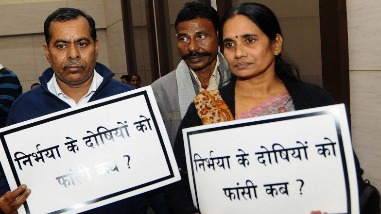 Nirbhaya Ganrape and Murder Case: দিল্লির পতিয়ালা হাউস কোর্ট পদক্ষেপ নেওয়ার আগেই মামলা দায়ের করেছিলেন নির্ভয়ার বাবা-মা