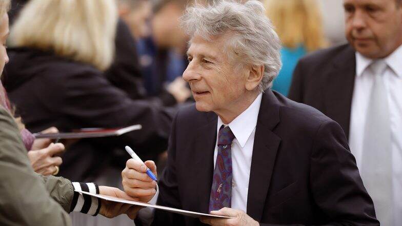 Roman Polanski: ā§§ā§Ž āĻŦāĻāϰ āĻŦā§āϏ⧠āϧāϰā§āώāĻŖ āĻāϰā§āύ āĻ
āϏā§āĻāĻžāϰ āĻā§ā§ āĻĒāϰāĻŋāĻāĻžāϞāĻ āϰā§āĻžāĻŽāĻžāύ āĻĒā§āϞāĻžāύāϏā§āĻāĻŋ, āĻ
āĻāĻŋāϝā§āĻ āϤā§āϞāϞā§āύ āĻāĻ āĻ
āĻāĻŋāύā§āϤā§āϰā§