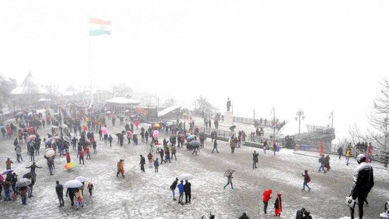 Jammu and Kashmir: শিয়রে পশ্চিমী ঝঞ্জা, ভারী বৃষ্টি ও তুষারপাতে বিপর্যস্ত জম্মু ও কাশ্মীর Jammu and Kashmir: শিয়রে পশ্চিমী ঝঞ্জা, ভারী বৃষ্টি ও তুষারপাতে বিপর্যস্ত জম্মু ও কাশ্মীর