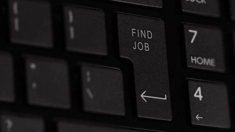Employment Growth in India: ২ বছর ধরে ভারতের কর্মসংস্থানের বাজারে চলছে ভাঁটা, ধুঁকছে শিল্প Employment Growth in India: ২ বছর ধরে ভারতের কর্মসংস্থানের বাজারে চলছে ভাঁটা, ধুঁকছে শিল্প