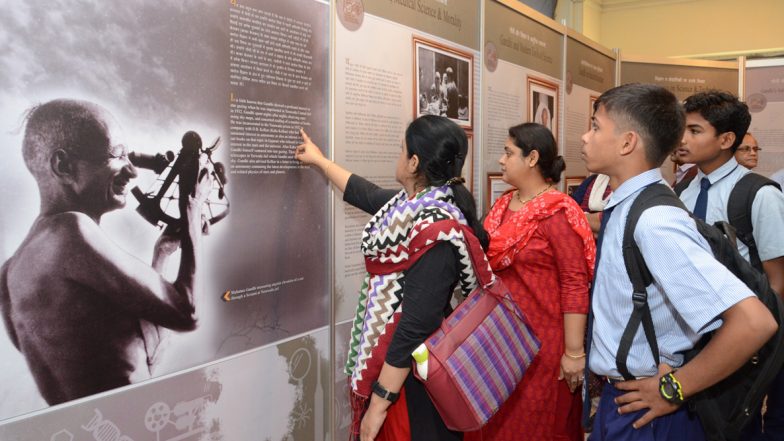 Kolkata: এবার আবাসনের ছাদ থেকেই দেখতে পাবেন চাঁদের কলঙ্ক, শনির বলয়