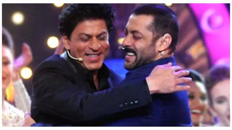Shah Rukh Khan's 54th Birthday: āĻāύā§āĻŽāĻĻāĻŋāύ⧠āϏāϞāĻŽāύ āĻāĻžāύāĻā§ āĻā§āĻŋā§ā§ āϧāϰāϤ⧠āύāĻž āĻĒāĻžāϰāĻžā§ āĻāĻĢāĻļā§āϏ āĻļāĻžāĻšāϰā§āĻ āĻāĻžāύā§āϰ, āĻāĻŋāĻ āĻāĻžāύāĻā§ āĻ
āĻāĻŋāύāĻŦ āĻļā§āĻā§āĻā§āĻāĻž āĻāĻžāĻāĻāĻžāύā§āϰ