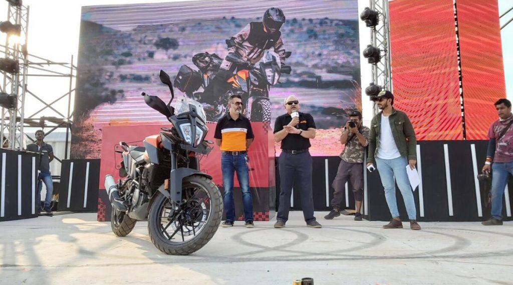 KTM 390 Adventure Bike Unveiled: এবার স্বপ্নের রাইড নিতে প্রস্তুত হন, লঞ্চ হলো KTM 390 অ্যাডভেঞ্চার বাইক