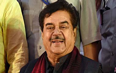 Shatrughan Sinha: প্রিয়াঙ্কা গান্ধিকে হেনস্থা! নরেন্দ্র মোদিকে 'খামোশ' বার্তা দিলেন শত্রুঘ্ন সিনহা