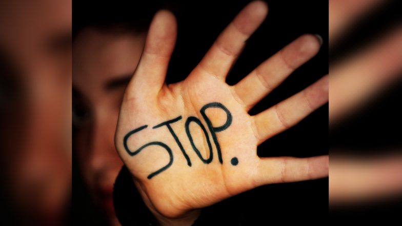 Hathras Gangrape Case:: নির্যাতিতার পরিবারকে ২৫ লাখ টাকা, সরকারি চাকরি দেবে উত্তরপ্রদেশ সরকার