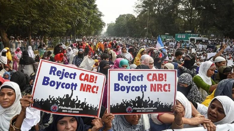 Mamata Banerjee: পুরোনো হিংসাত্মক ঘটনা-দৃশ্য দেখাতে সংবাদমাধ্যমকে বারণ করল পশ্চিমবঙ্গ সরকার