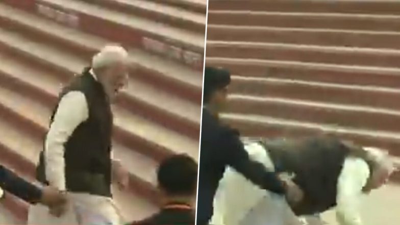 Narendra Modi Falls on Ganga Ghat: গঙ্গার ঘাটে হোঁচট খেয়ে পড়ে গেলেন প্রধানমন্ত্রী নরেন্দ্র মোদি! কী হল তারপর?