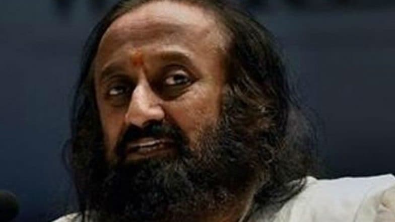 Sri Sri Ravi Shankar: ভারতে বসবাসকারী ১ লক্ষ তামিল শ্রীলঙ্কানকে নাগরিকত্ব বিলের অধীনে আনা হোক, কেন্দ্রের কাছে দরবার করলেন শ্রী শ্রী রবিশংকর