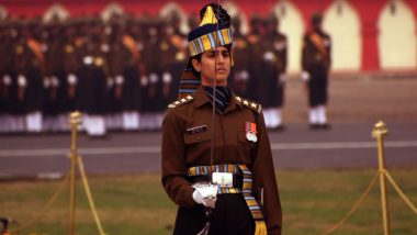 Army Day 2020: সেনা দিবসের কুচকাওয়াজে এই প্রথম পুরুষ বাহিনীর নেতৃত্ব দিয়ে নজির গড়লেন মহিলা ক্যাপ্টেন তানিয়া শেরগিল