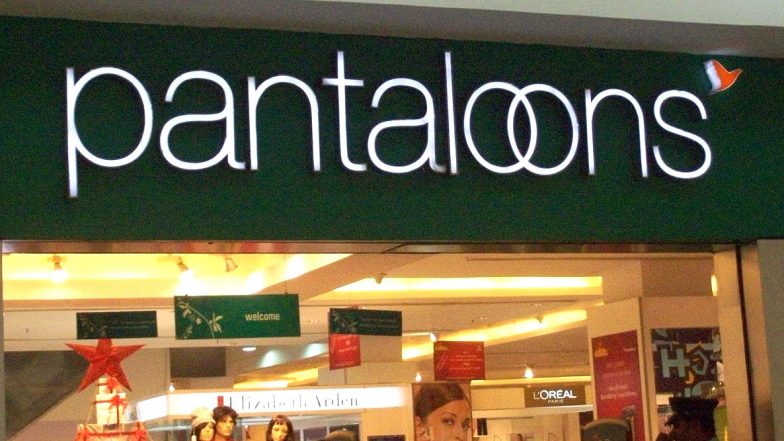 Pantaloons: একসঙ্গে মিলে জাতীয় সংগীত গেয়েছিলেন, সেই কারণে সাসপেন্ড হলেন প্যান্টালুনসের ২৫ জন কর্মী