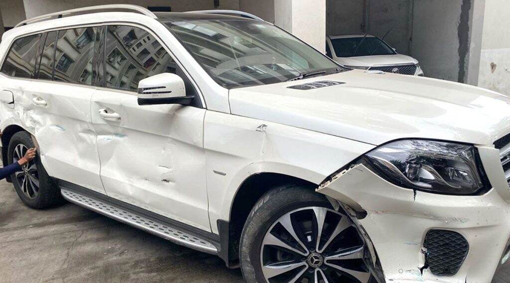 Ankush Hazra's Car Met Accident: হাইওয়েতে বড়সড় দুর্ঘটনার মুখে অঙ্কুশের গাড়ি, অল্পের জন্য রক্ষা পেলেন অভিনেতা Ankush Hazra's Car Met Accident: হাইওয়েতে বড়সড় দুর্ঘটনার মুখে অঙ্কুশের গাড়ি, অল্পের জন্য রক্ষা পেলেন অভিনেতা