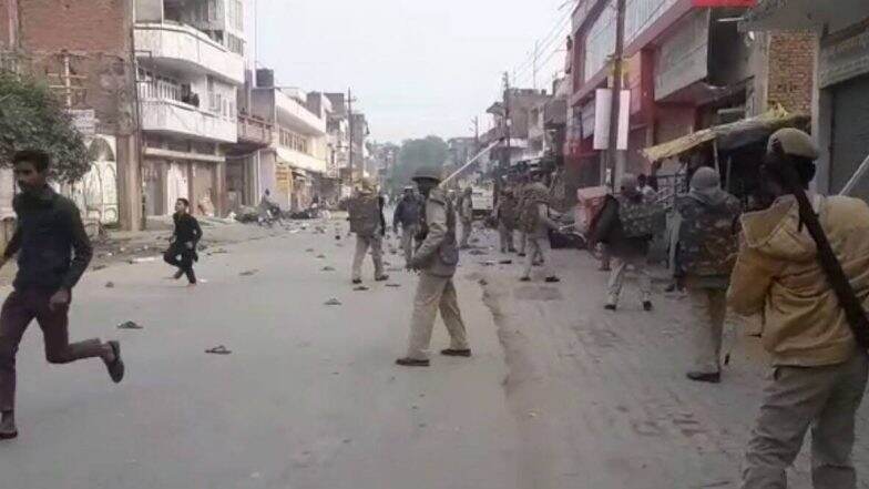 Uttar Pradesh: āĻāĻāĻžāĻāϝāĻŧāĻžāĻšāϤ⧠āϏāĻŋāĻāĻ āĻŦāĻŋāϰā§āϧ⧠āĻŽāĻšāĻŋāϞāĻž āĻĒā§āϰāϤāĻŋāĻŦāĻžāĻĻā§āĻĻā§āϰ āϤāĻžā§āĻž āĻāϰ⧠āĻŽāĻžāϰ āĻāϤā§āϤāϰāĻĒā§āϰāĻĻā§āĻļ āĻĒā§āϞāĻŋāĻļā§āϰ
