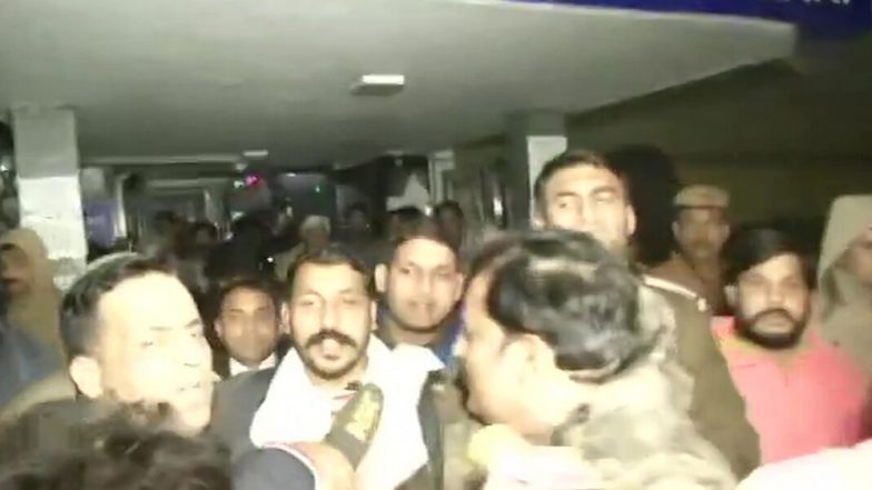 Jama Masjid Is Not In Pakistan: জামা মসজিদ পাকিস্তানে নয়, আজাদের গ্রেপ্তারি প্রশ্নে দিল্লি পুলিশকে তিরস্কার বিচারকের