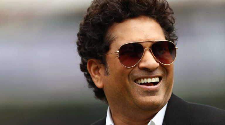 Sachin Tendulkar: সা-Bus সচিন! মুম্বইয়ে বাসে চড়ে কোথায় চললেন তেন্ডুলকর!