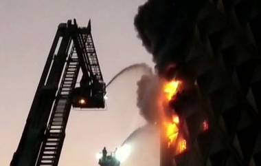 Surat Fire: সাত সকালেই ভয়াবহ আগুনের গ্রাসে সুরাটের রঘুবীর মার্কেট, ঘটনাস্থলে দমকলের ৫৬টি ইঞ্জিন