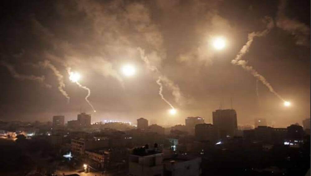 US-Iran Tensions: ট্রাম্প-রৌহানির হুঙ্কারের মধ্যেই ফের হামলা, ইরাকের আল-বালাদ সেনাঘাঁটিতে আছড়ে পড়ল রকেট US-Iran Tensions: ট্রাম্প-রৌহানির হুঙ্কারের মধ্যেই ফের হামলা, ইরাকের আল-বালাদ সেনাঘাঁটিতে আছড়ে পড়ল রকেট