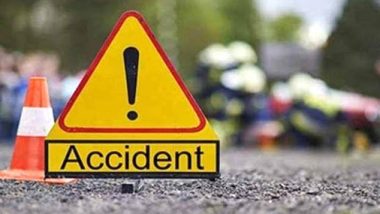 Road Accident In Hooghly: নিয়ন্ত্রণ হারিয়ে নয়ানজুলিতে পুলকার, গ্রিন করিডর বানিয়ে SSKM-এ নিয়ে আসা হল ৩ পড়ুয়াকে