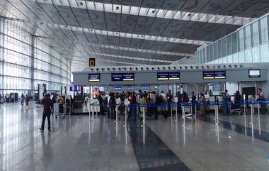 Kolkata Airport Bomb Scare: কলকাতা বিমানবন্দরে বোমাতঙ্ক, দুবাইগামী বিমানে বোমা রাখার সতর্কতা!