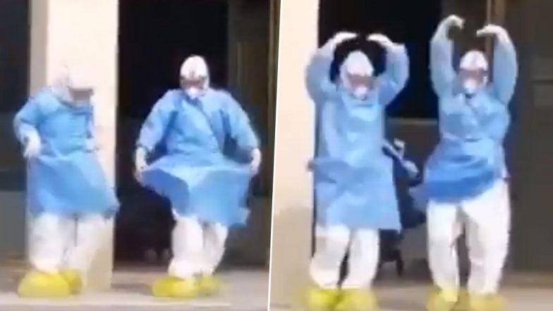 Viral: চিকিৎসকের পোশাকেই হাসপাতাল থেকে বেরিয়ে ব্যালে নাচ কাঁপিয়ে দিল ইন্টারনেট