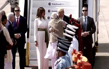 Donald Trump India Visit: সবরমতী আশ্রম দর্শন করে মোতেরা স্টেডিয়ামে পৌঁছলেন সস্ত্রীক ডোনাল্ড ট্রাম্প