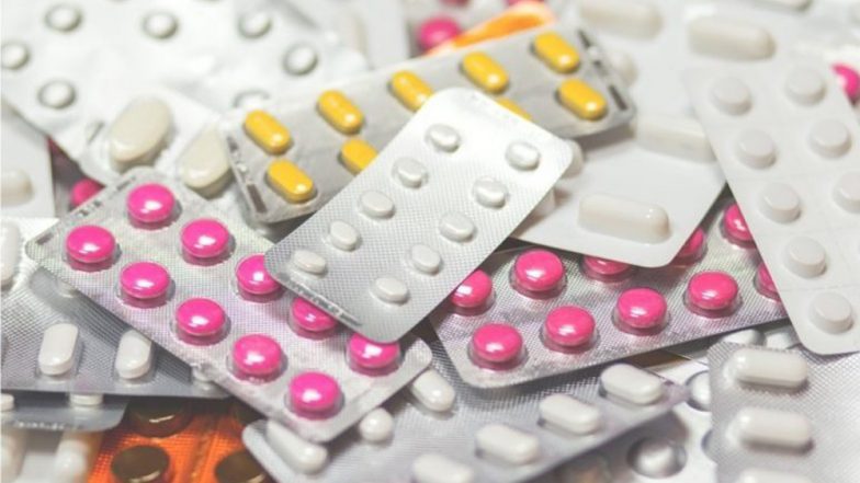 India Lifts Restrictions On 24 Pharmaceutical Ingredients: ট্রাম্পের হুমকিতে ওষুধ তৈরির ২৪টি উপাদান থেকে নিষেধাজ্ঞা তুলল ভারত, তালিকায় নেই হাইড্রক্সিক্লোরোকুইন ও প্যারাসিটামল