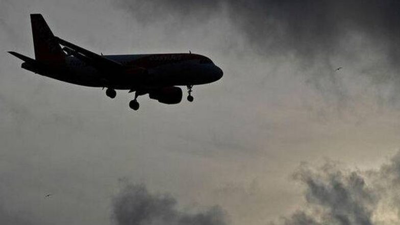 Afghanistan: মাঝ আকাশে বিমান থেকে পড়ার পর, এবার উজবেকিস্তানে ভাঙল আফগান সেনার বিমান