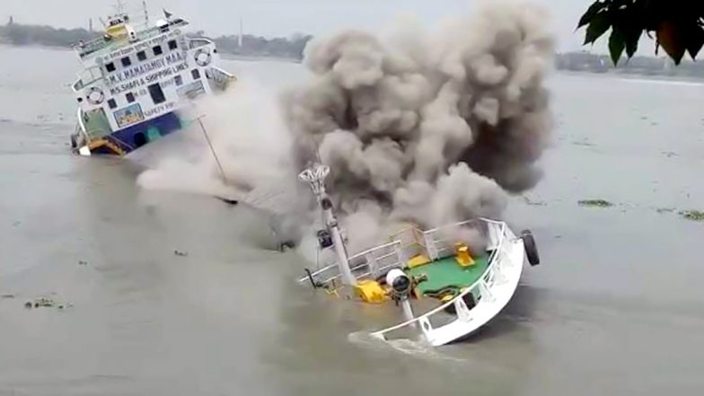 Bangladeshi Barge Sinks In Hooghly River: হুগলি নদীতে সংঘর্ষ, পোর্ট ট্রাস্টের জাহাজের ধাক্কায় ডুবল বাংলাদেশি বার্জ