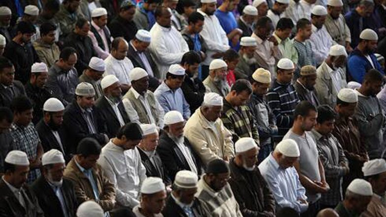 Muslim Personal Law Board: করোনাভাইরাসের সংক্রমণ এড়াতে বাড়িতেই পড়ুন শুক্রবারের নামাজ, অনুরোধ করল মুসলিম পার্সোনাল ল-বোর্ড