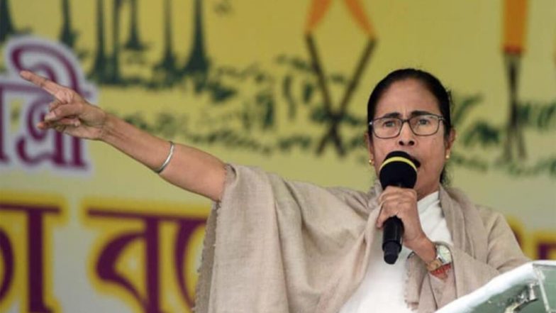 Mamata Banerjee: 'কোভিড ভ্যাক্সিন নয়, ওটা মোদি ভ্যাক্সিন', ডোরিনা ক্রসিংয়ের মঞ্চে মোদিকে জোরাল আক্রমণ মমতার