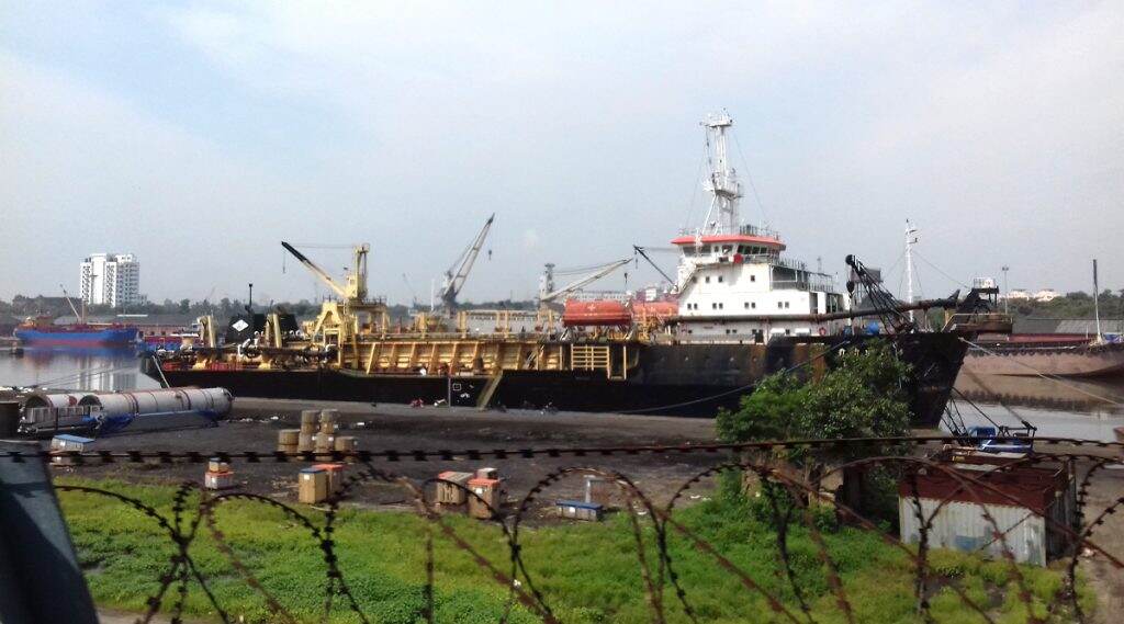 Kolkata Port Worker Tested Corona Positive: করোনায় আক্রান্ত কলকাতা বন্দরের এক কর্মী, চিকিৎসাধীন বারাসাত মেডিক্যাল কলেজে Kolkata Port Worker Tested Corona Positive: করোনায় আক্রান্ত কলকাতা বন্দরের এক কর্মী, চিকিৎসাধীন বারাসাত মেডিক্যাল কলেজে