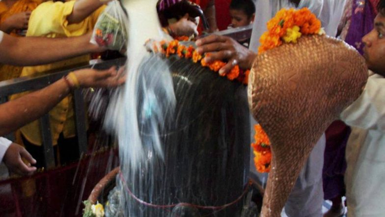 Lord Shiva Idol Drinking Milk?: লকডাউনের বাজারে শিবলিঙ্গ দুধ খাচ্ছে? গুজব রটতেই গ্রেপ্তার ১৩